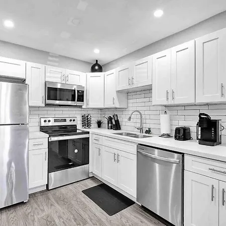Newly Renovated/Near Sunny Isles Beach/Fre-Parking North Miami Beach Exterior foto